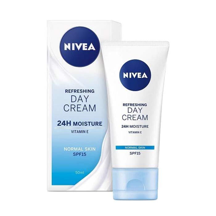 Nivea Daily Moisturiser Cream Normal SPF15 50ml