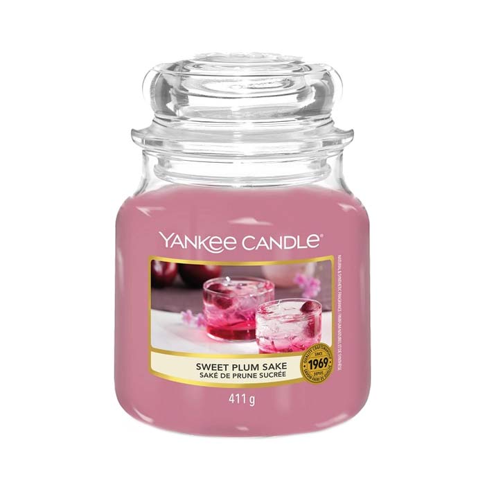 Yankee Candle Classic Medium Jar Sweet Plum Sake 411g